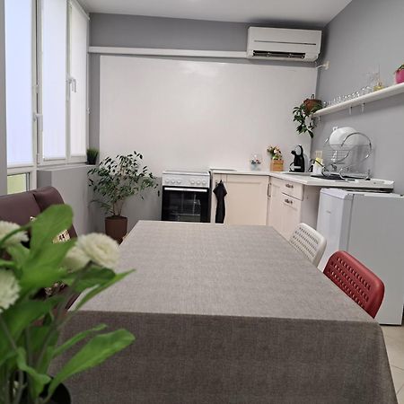 Apartamento Sixtyships Ruse Center Exterior foto